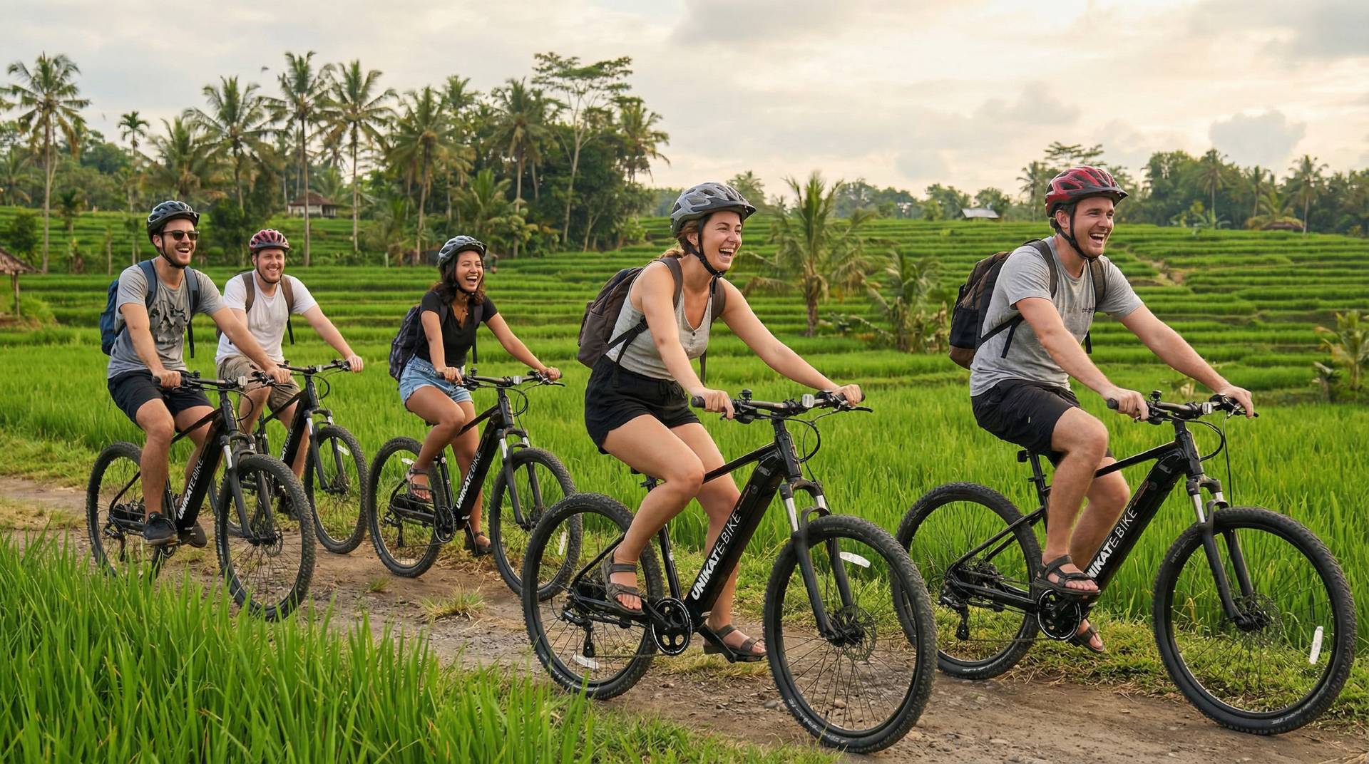 Small group family e-bike tour in Bali