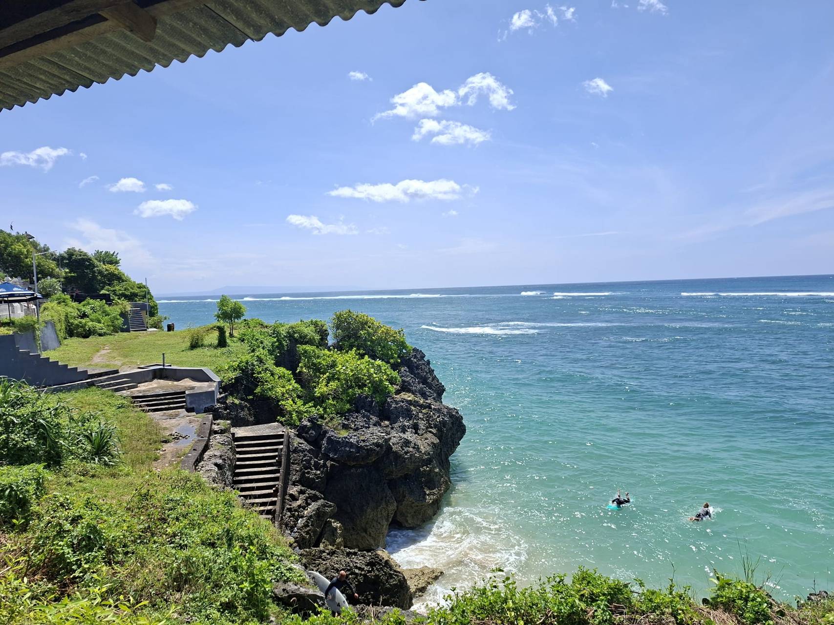 Exclusive coastal cliff ride on a VIP Bali e-bike experience